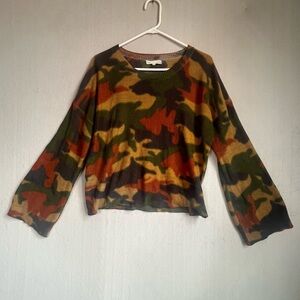 Gilded Intent Camo Camoflauge Bell Sleeves Sz M